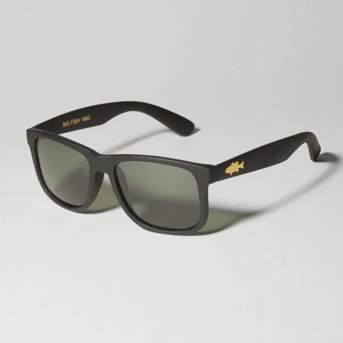 Black Bass Green